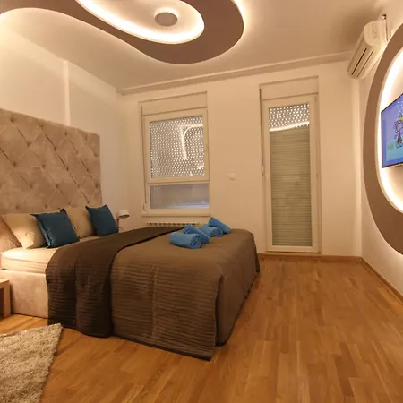 Riviera New Apartment, Parking 5 Eur Per Day
