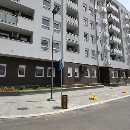 Apartment Riviera New Apartment, Parking 5 Eur Per Day